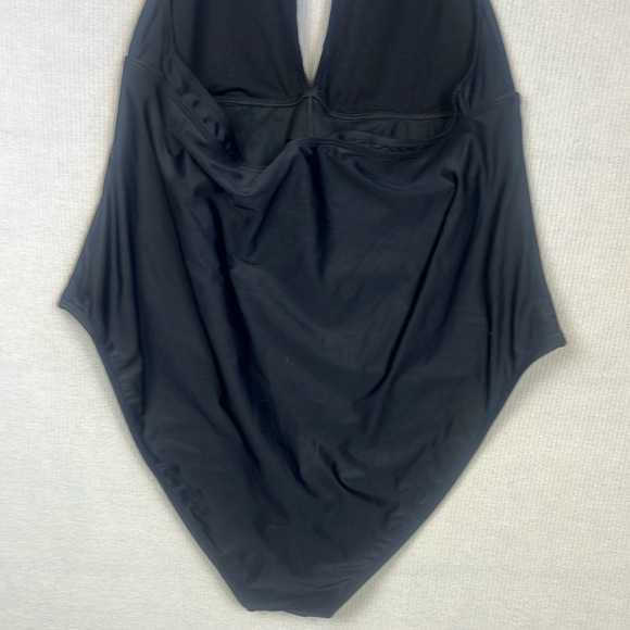 Boohoo Plus NWT Control Halterneck Swimsuit Black Size 16 - Picture 10 of 15